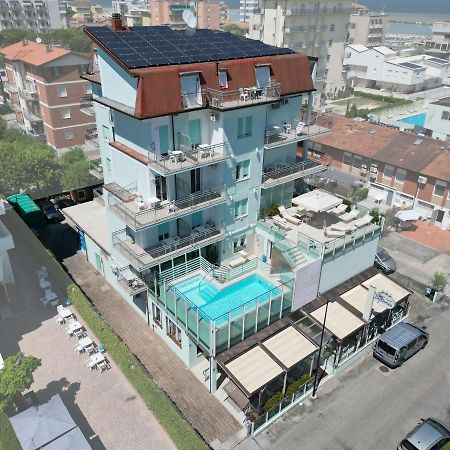 Hotel Bahamas Lido Di Savio Eksteriør billede